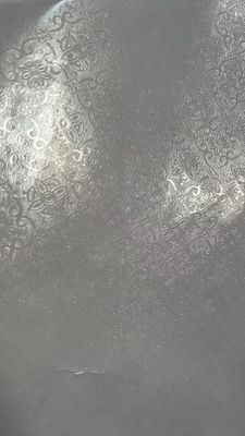 Folha de ouro e prata em relevo personalizada para bandeja de bolo feita e filme metalizado preto e branco para tabuleiro de Coca-Cola